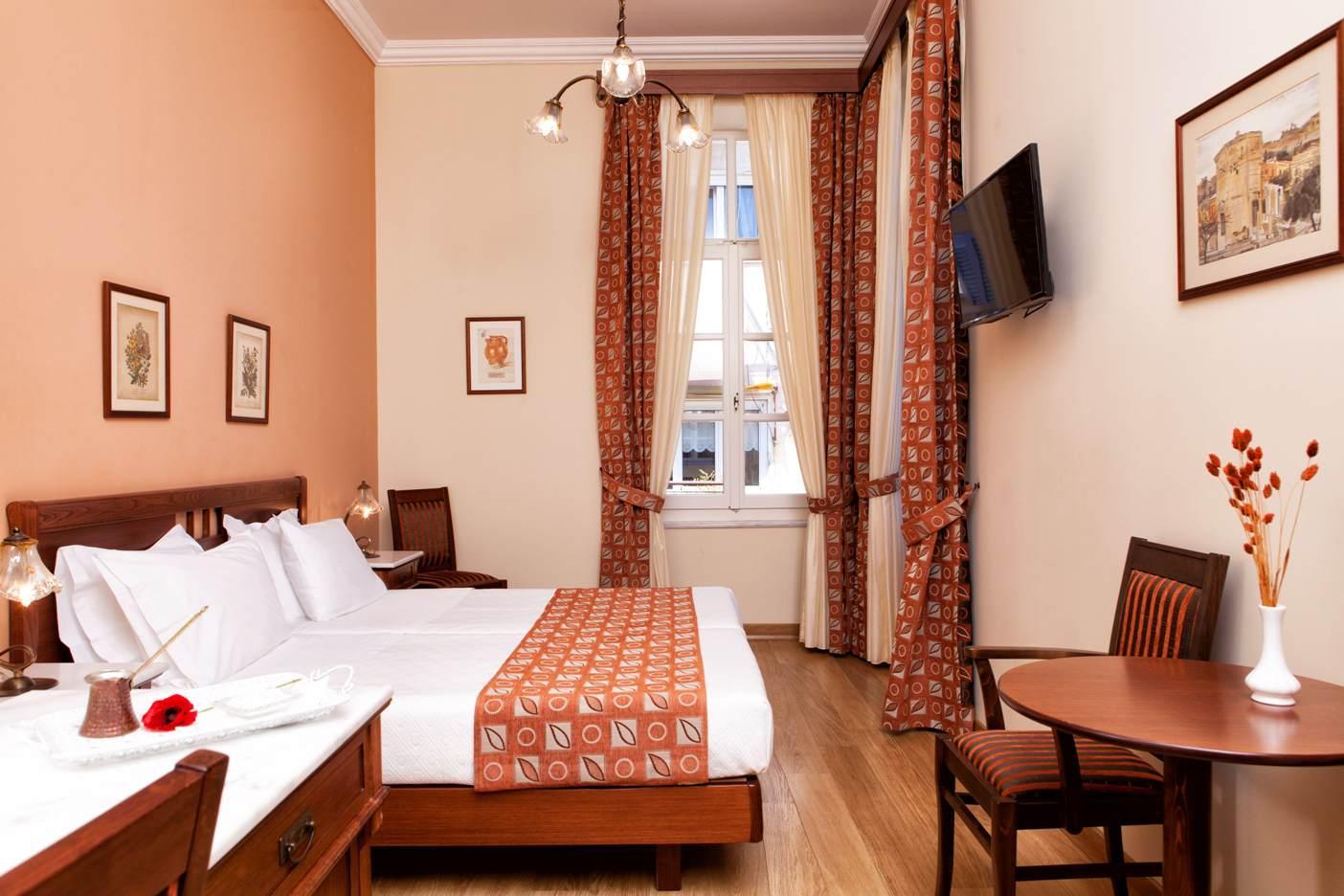 Egli Hotel Ándros Екстериор снимка