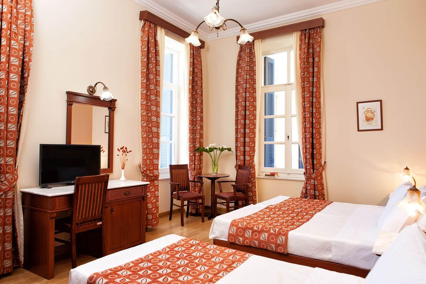 Egli Hotel Ándros Екстериор снимка