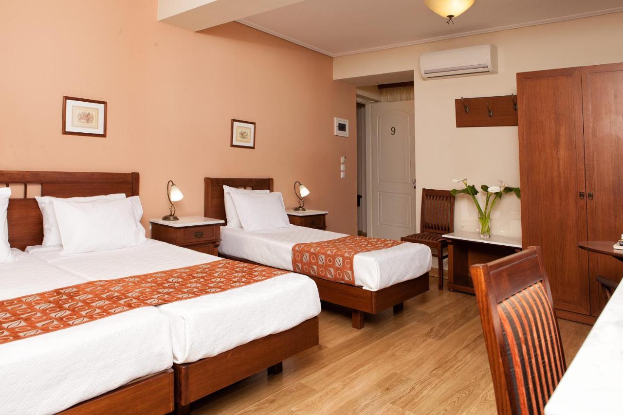 Egli Hotel Ándros Екстериор снимка