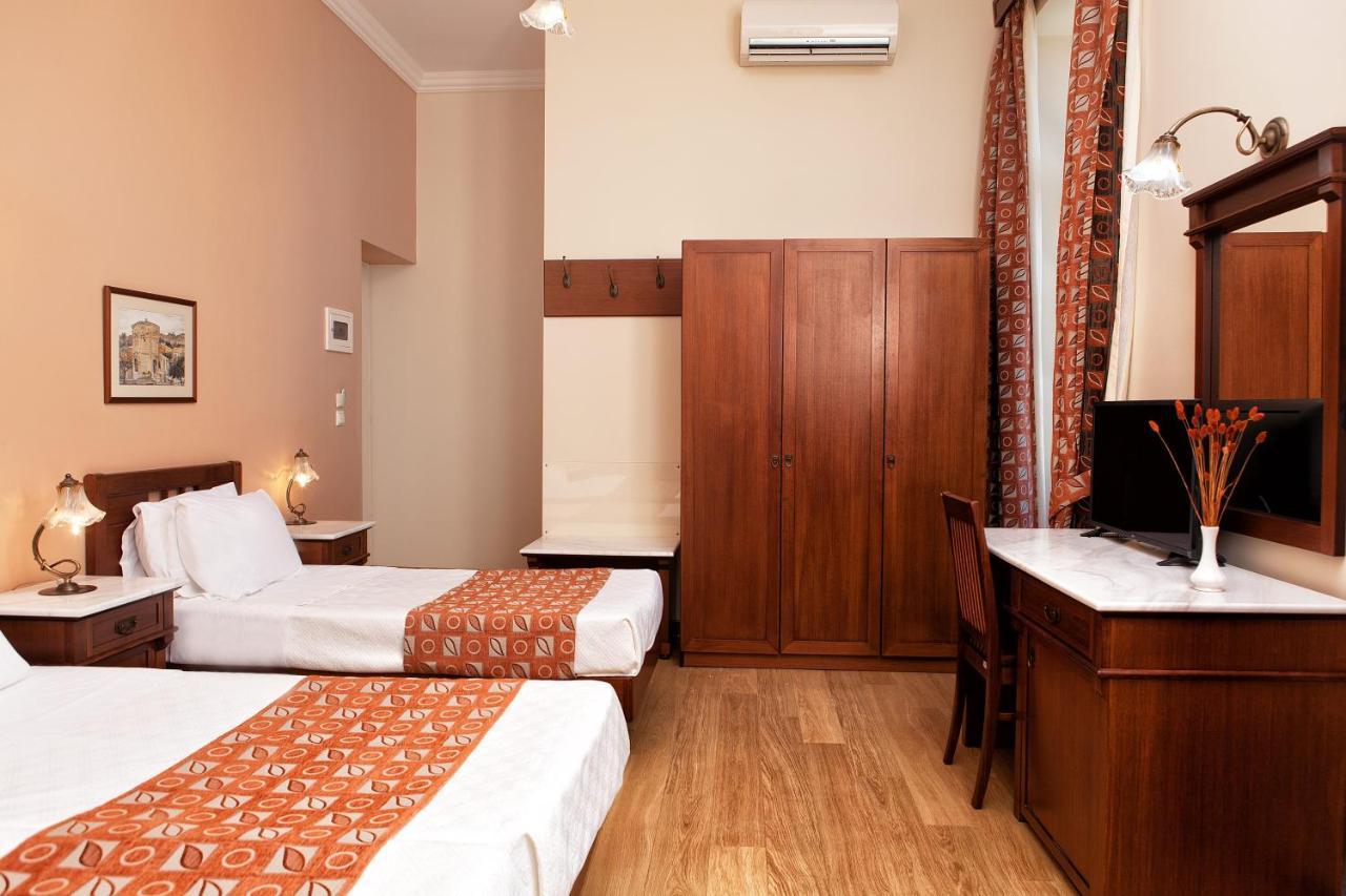 Egli Hotel Ándros Екстериор снимка