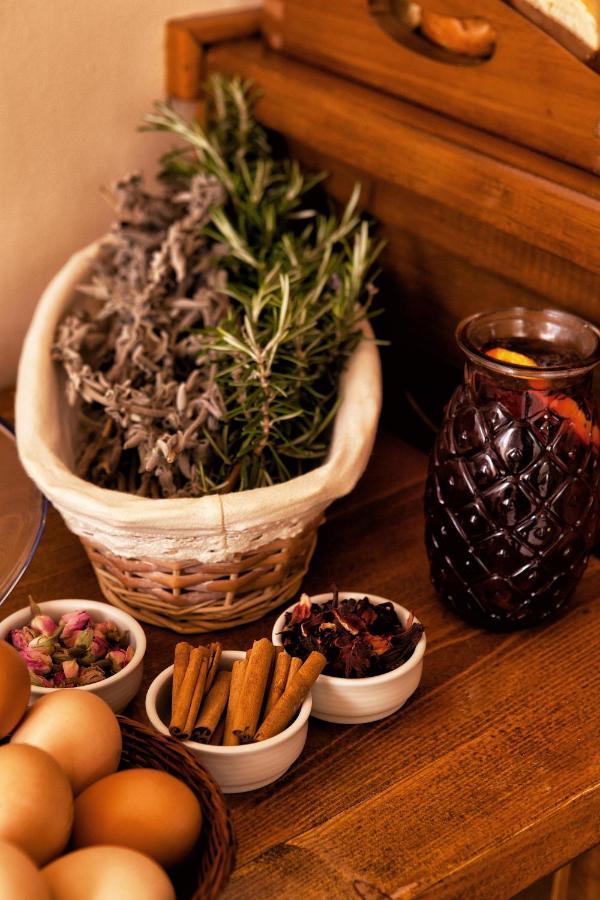 Egli Hotel Ándros Екстериор снимка