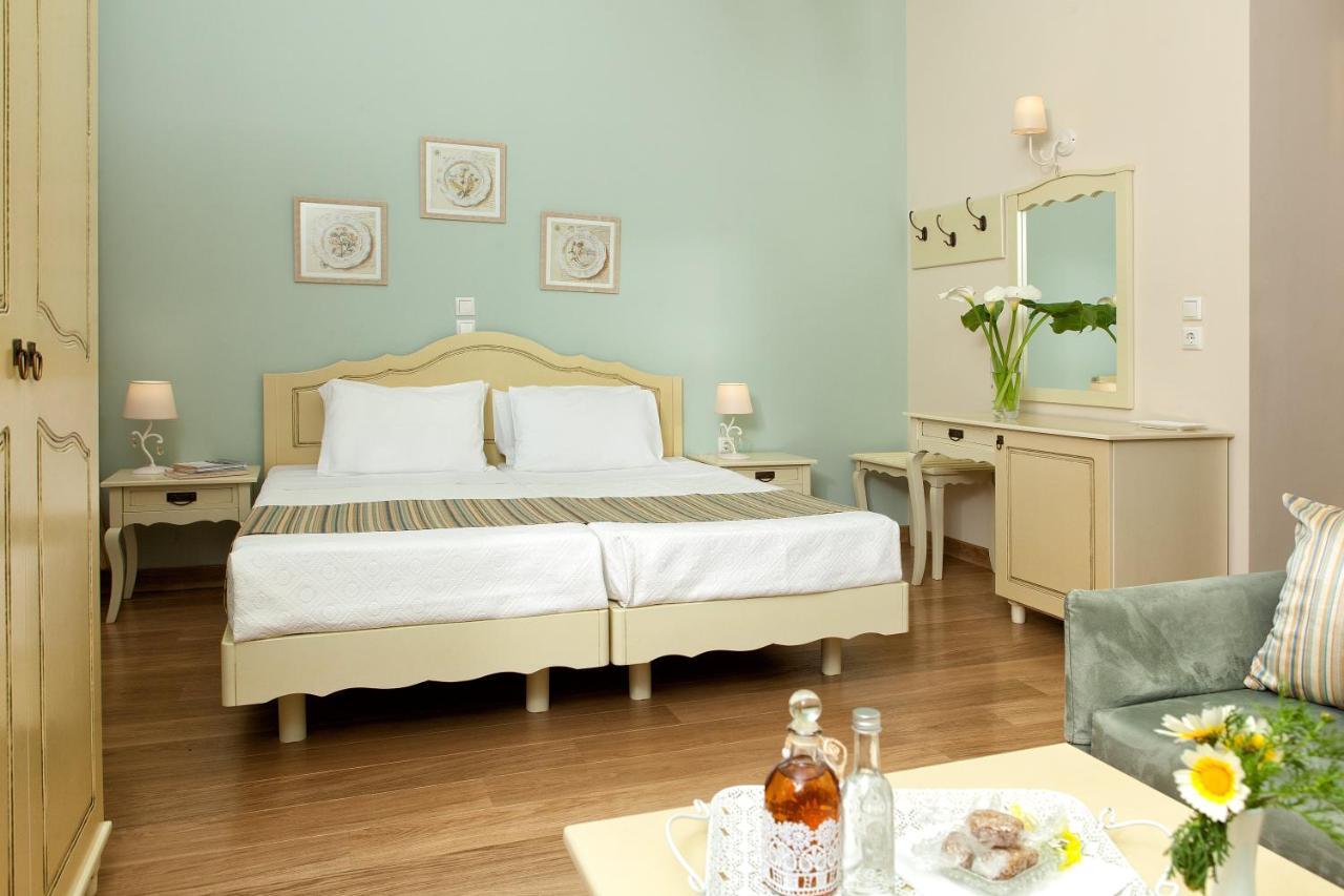 Egli Hotel Ándros Екстериор снимка